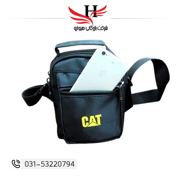 کیف دوشی کوچک CAT-0015 اسپرت و کاربردی مناسب استفاده روزمره، قابل عرضه به صورت خرید و فروش عمده از هیوارو با نمایندگی شهرضا اصفهان و استان تهران